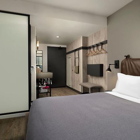 Moxy Chicago Downtown Hotel Екстериор снимка