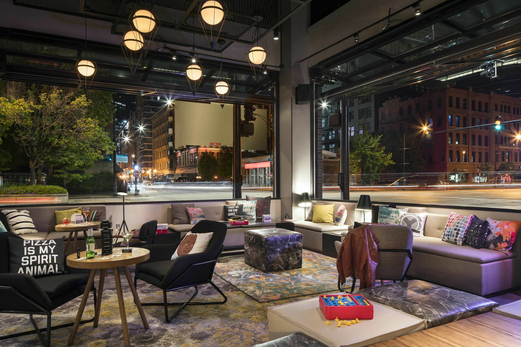 Moxy Chicago Downtown Hotel Екстериор снимка