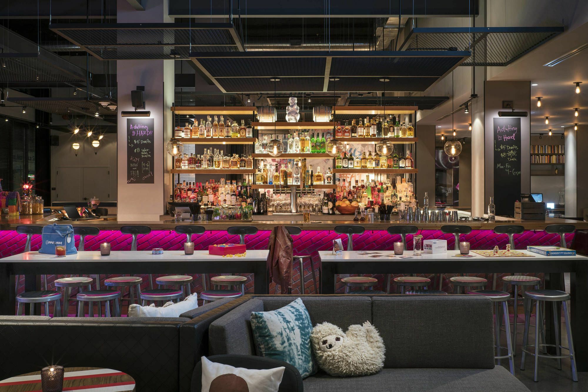 Moxy Chicago Downtown Hotel Екстериор снимка